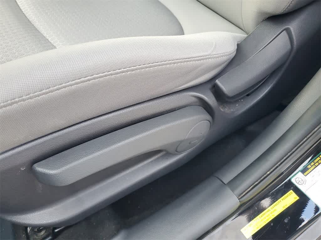 Thumbnail: 2017 Hyundai Accent - 20