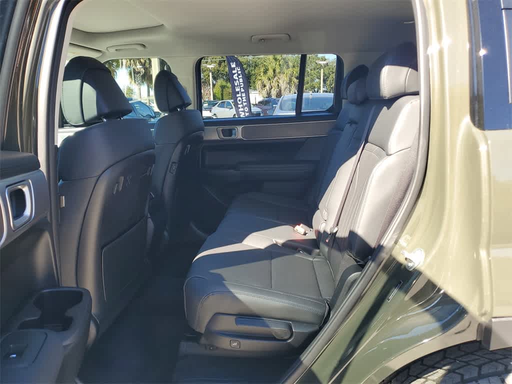 Thumbnail: 2025 Hyundai Santa Fe - 10