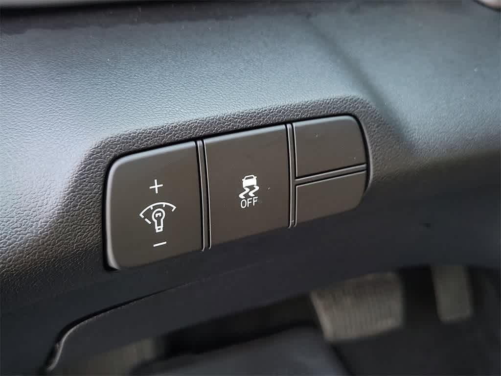 Thumbnail: 2024 Hyundai Elantra - 21