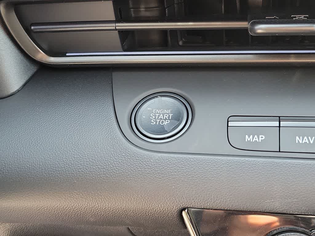 Thumbnail: 2025 Hyundai Elantra - 28