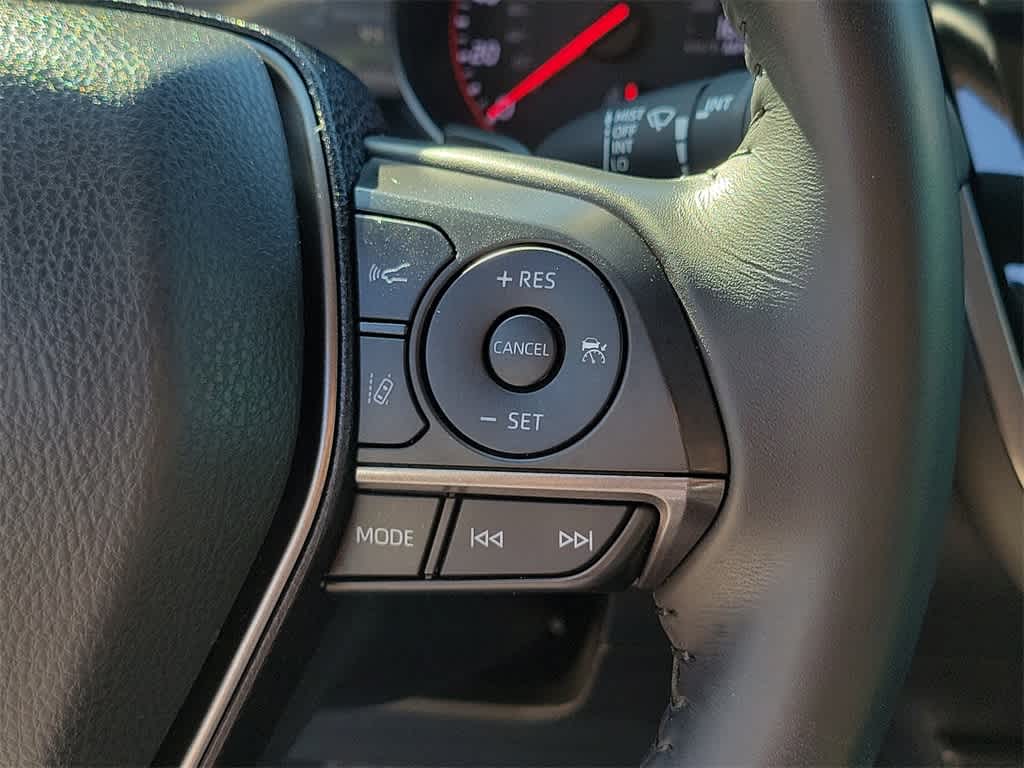 Thumbnail: 2022 Toyota Camry - 26