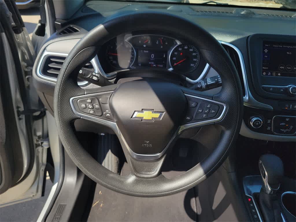 Thumbnail: 2022 Chevrolet Equinox - 23