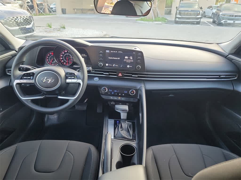 Thumbnail: 2023 Hyundai Elantra - 12