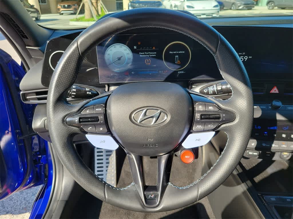 Thumbnail: 2023 Hyundai Elantra - 20