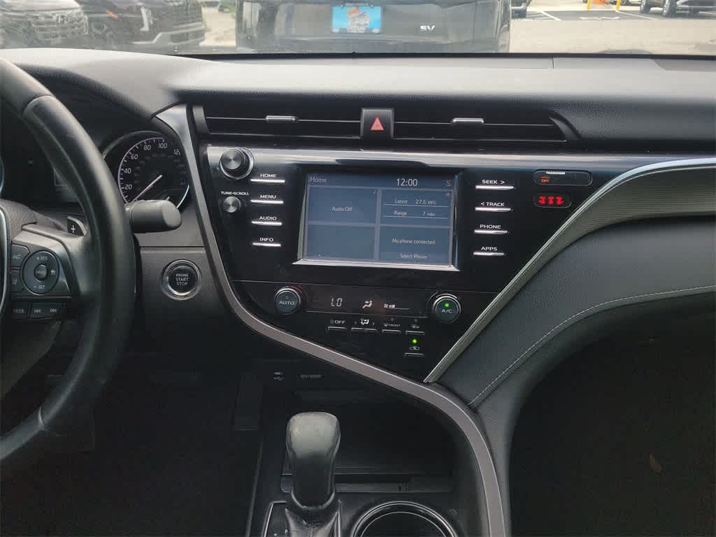 Thumbnail: 2018 Toyota Camry - 15