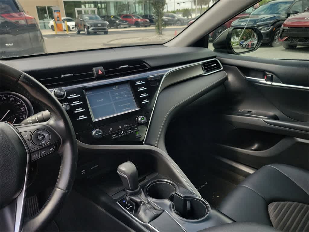 Thumbnail: 2018 Toyota Camry - 30