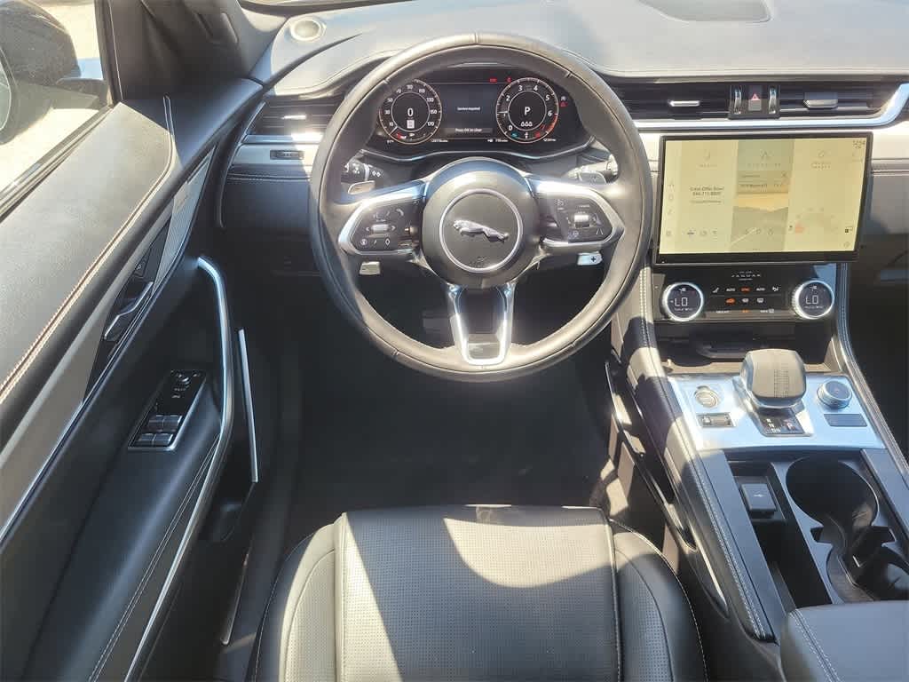 Thumbnail: 2025 Jaguar F-Pace - 15