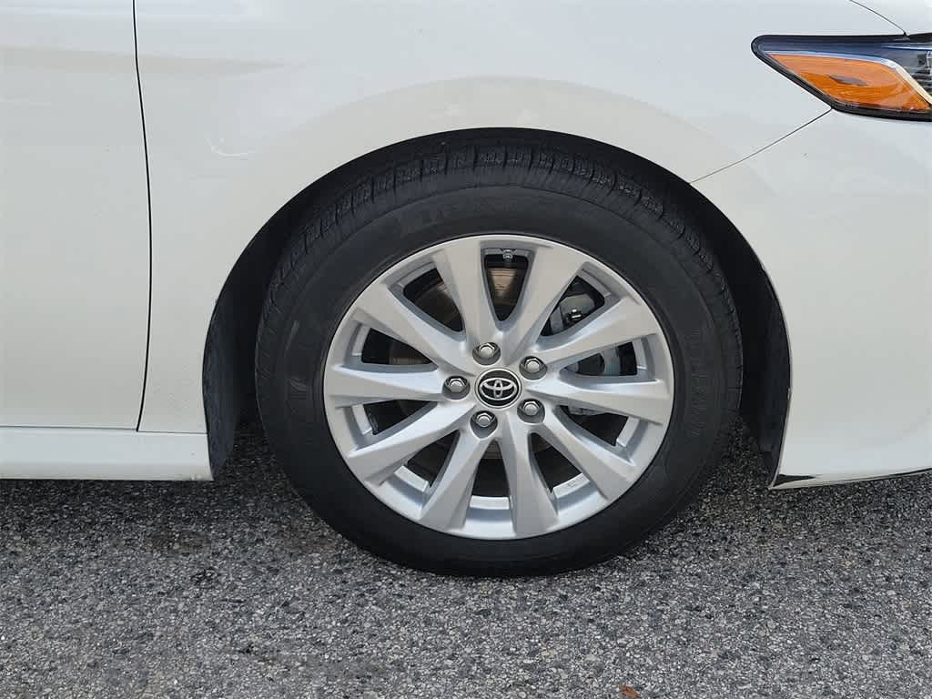 Thumbnail: 2018 Toyota Camry - 5