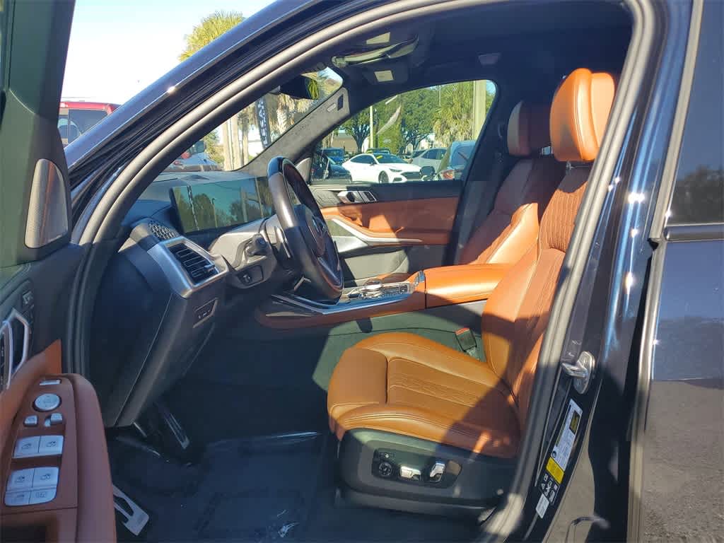 Thumbnail: 2024 BMW X7 - 23