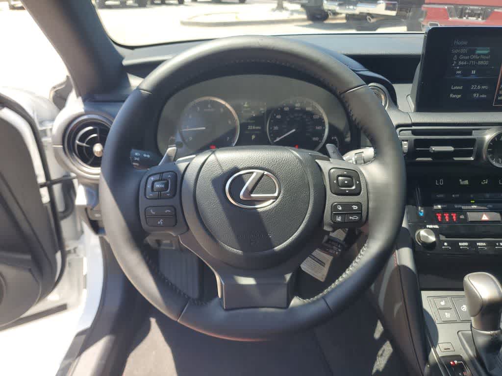 Thumbnail: 2025 Lexus IS - 22