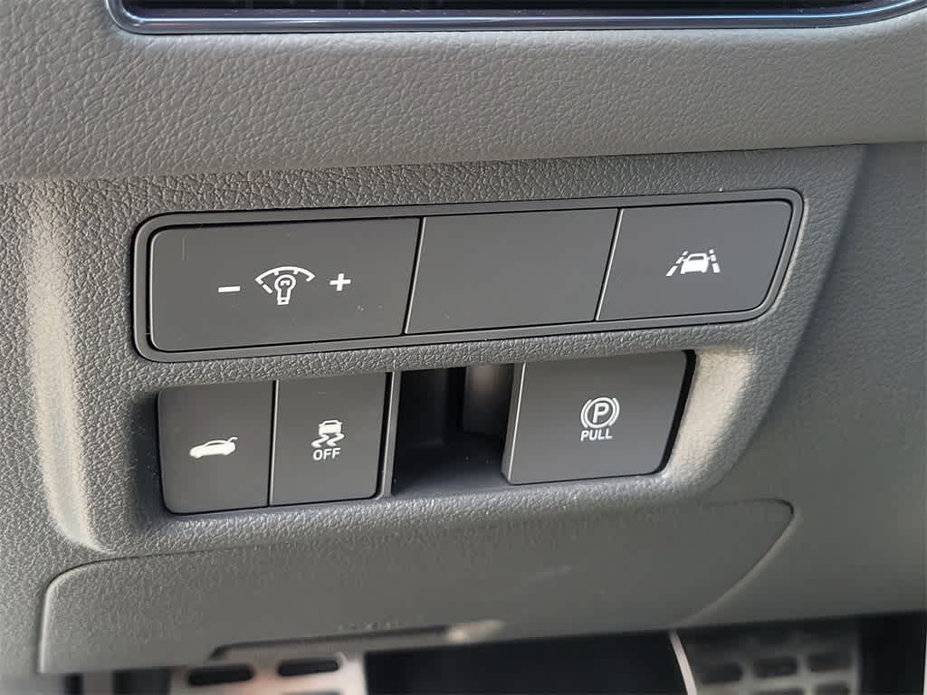 Thumbnail: 2022 Hyundai Sonata - 21