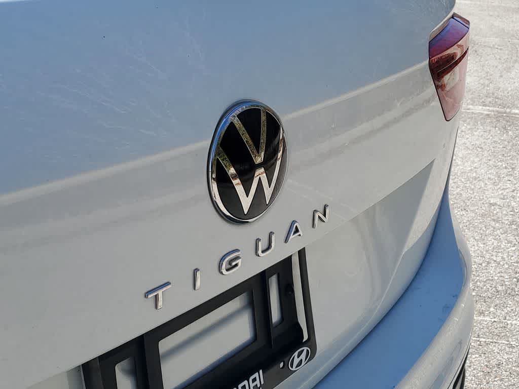 Thumbnail: 2023 Volkswagen Tiguan - 6