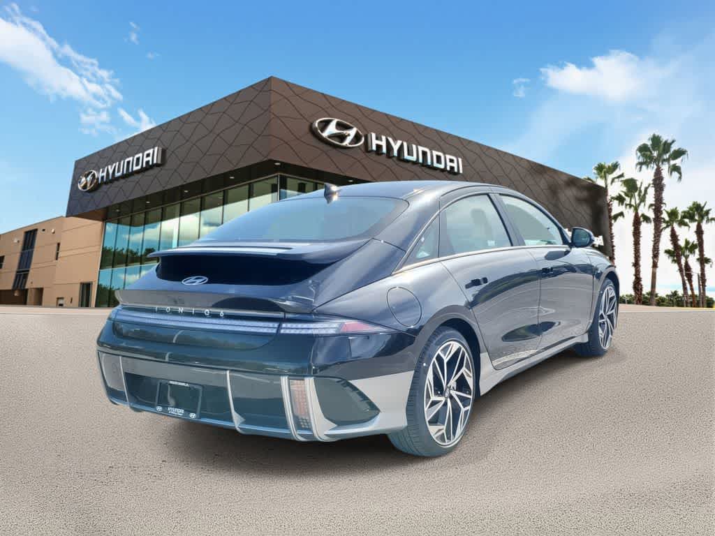 Thumbnail: 2023 Hyundai Ioniq 6 - 3