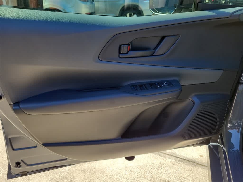 Thumbnail: 2024 Toyota Prius - 17