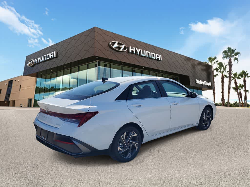 Thumbnail: 2026 Hyundai Elantra - 3