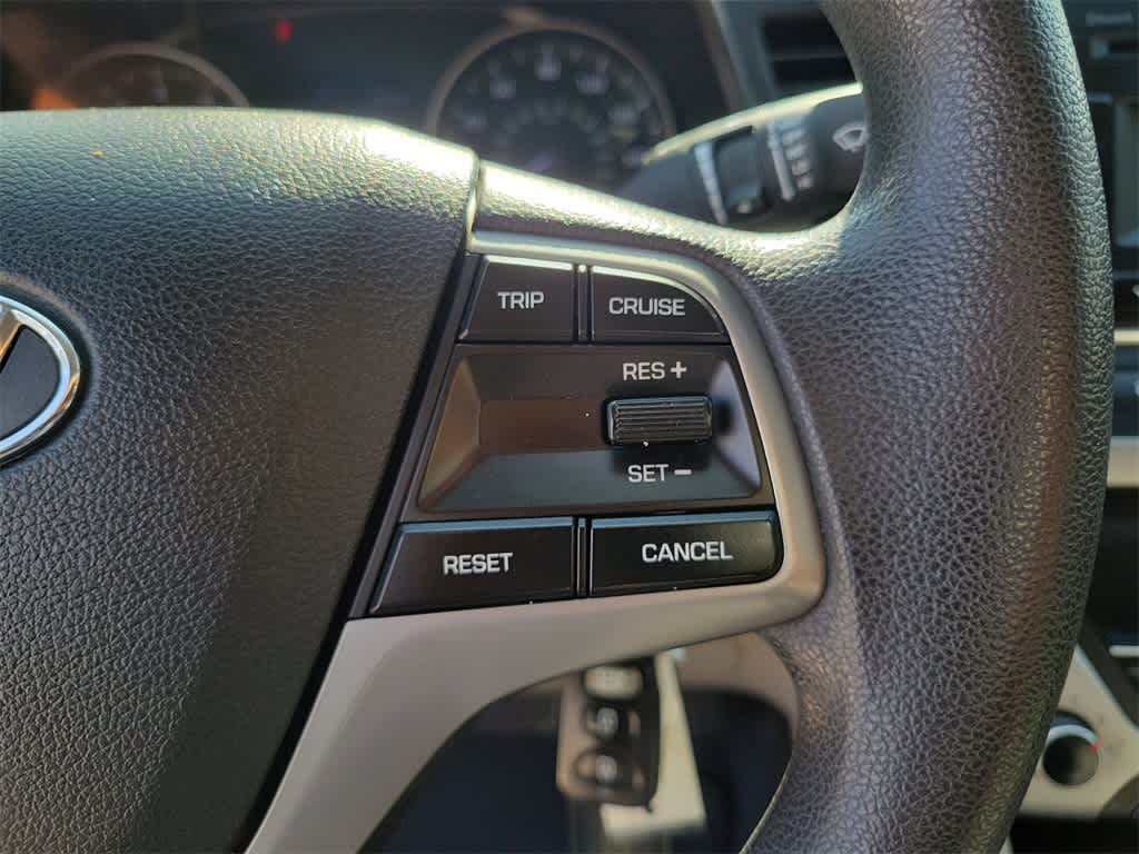 Thumbnail: 2018 Hyundai Elantra - 25