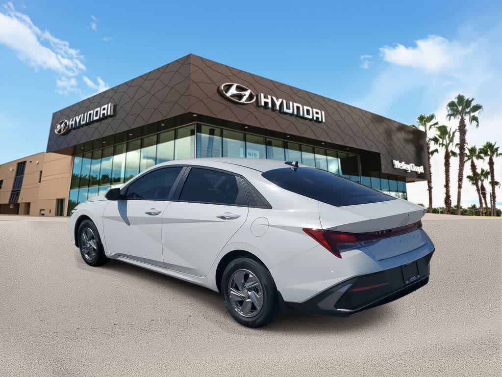 Thumbnail: 2026 Hyundai Elantra - 2