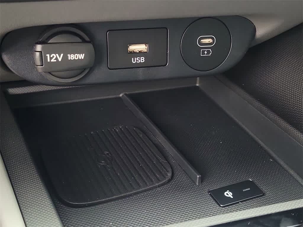 Thumbnail: 2025 Hyundai Elantra - 30