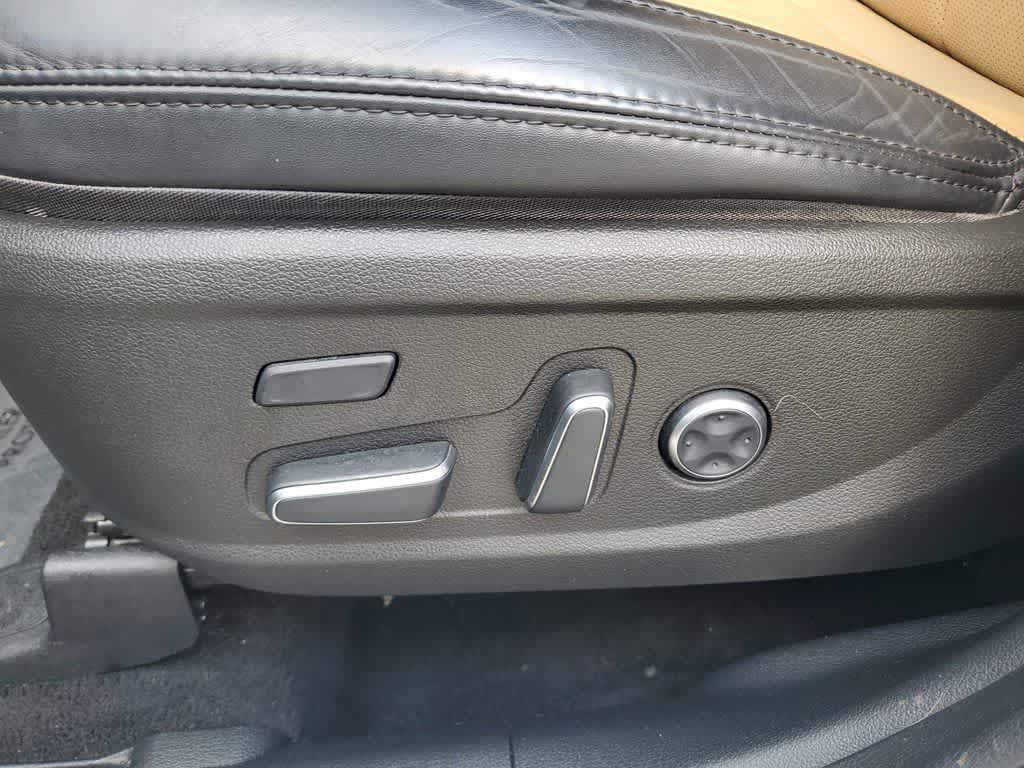 Thumbnail: 2023 Hyundai Santa Fe - 20