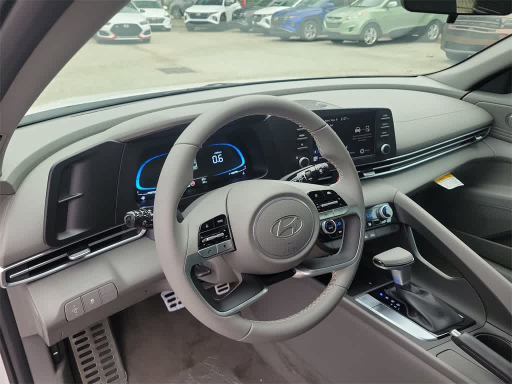 Thumbnail: 2025 Hyundai Elantra - 23