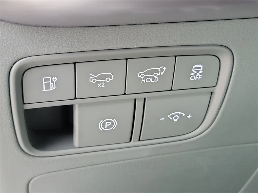 Thumbnail: 2026 Hyundai Ioniq - 22