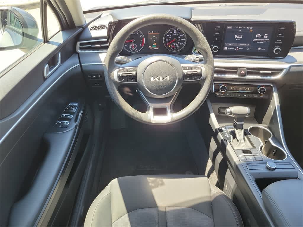 2023 Kia K5 LXS 13