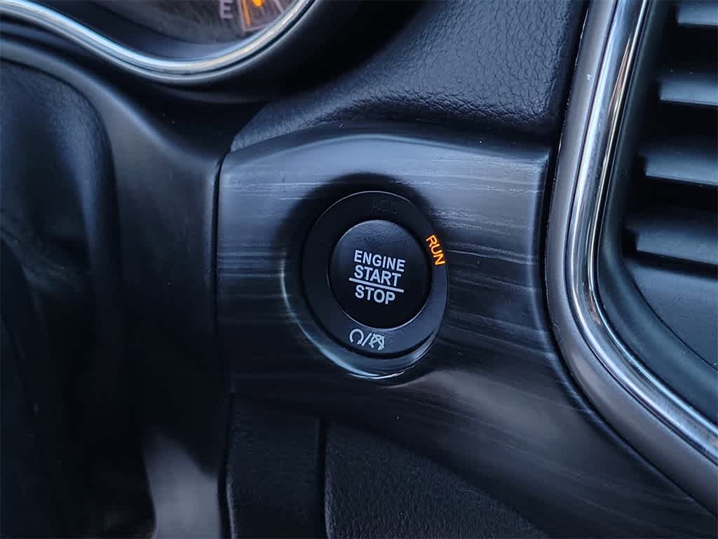 Thumbnail: 2019 Jeep Grand Cherokee - 29