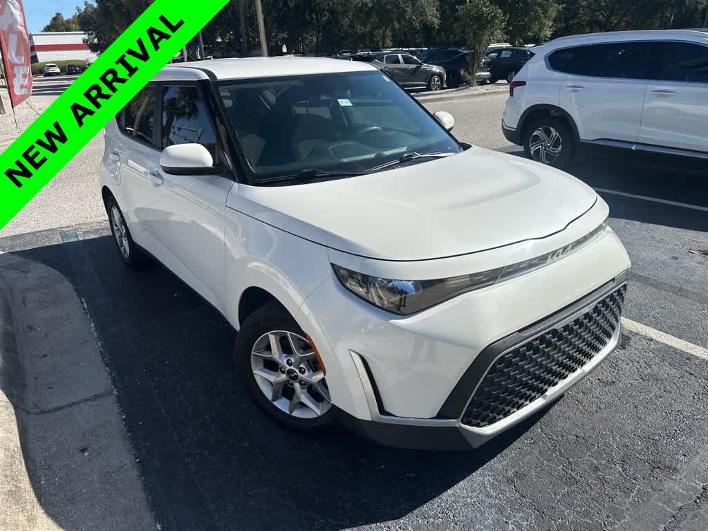 Used 2023 Kia Soul LX Hatchback