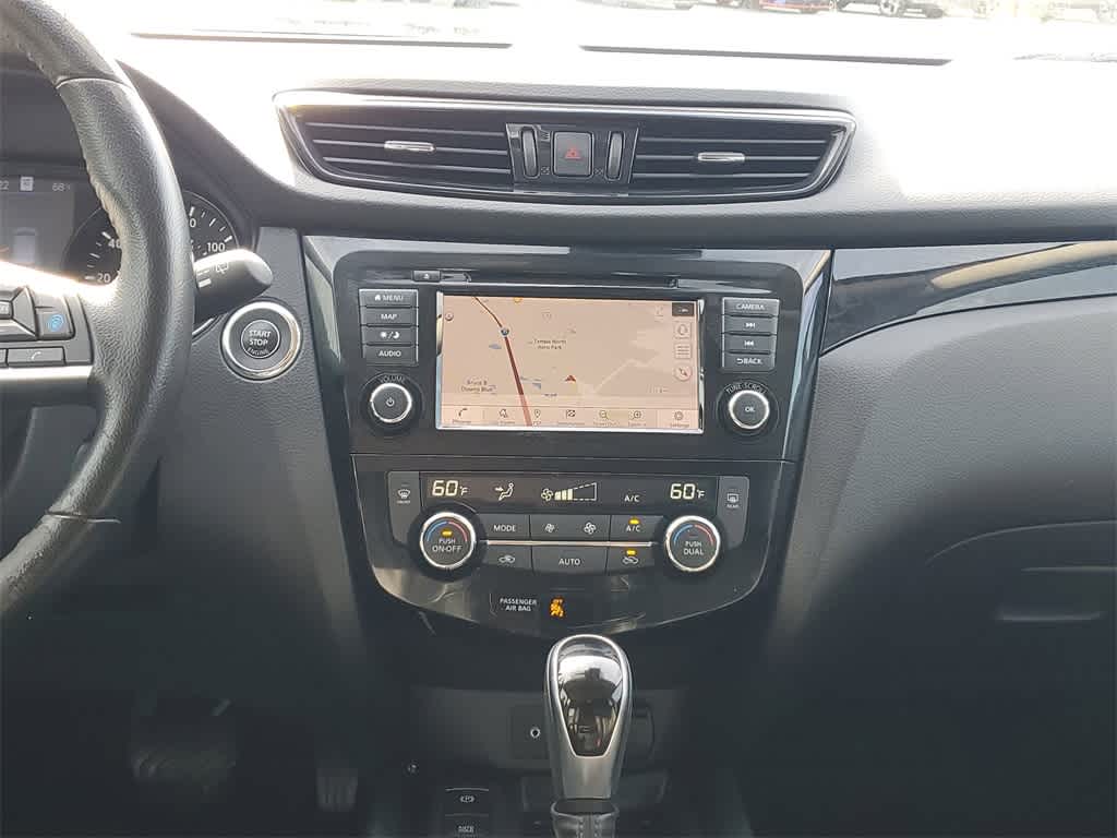 Thumbnail: 2021 Nissan Rogue Sport - 16