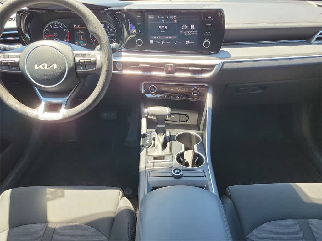 2023 Kia K5 LXS 12