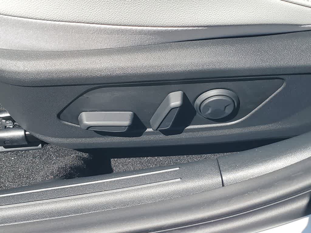 Thumbnail: 2026 Hyundai Elantra - 21