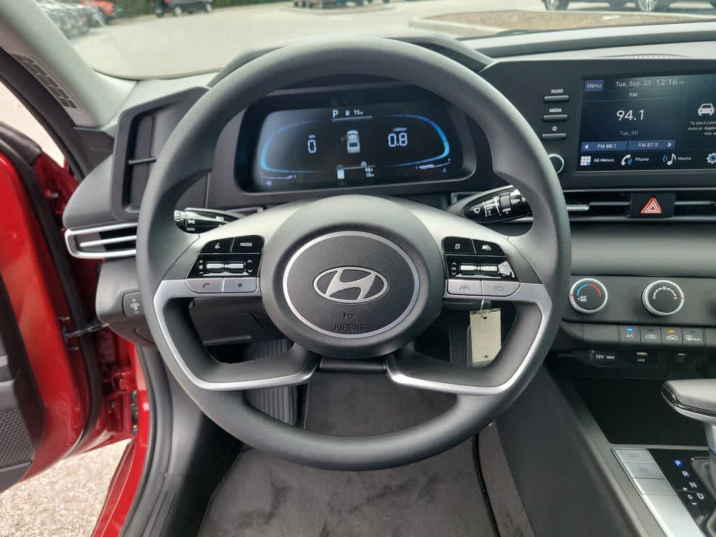 Thumbnail: 2025 Hyundai Elantra - 23