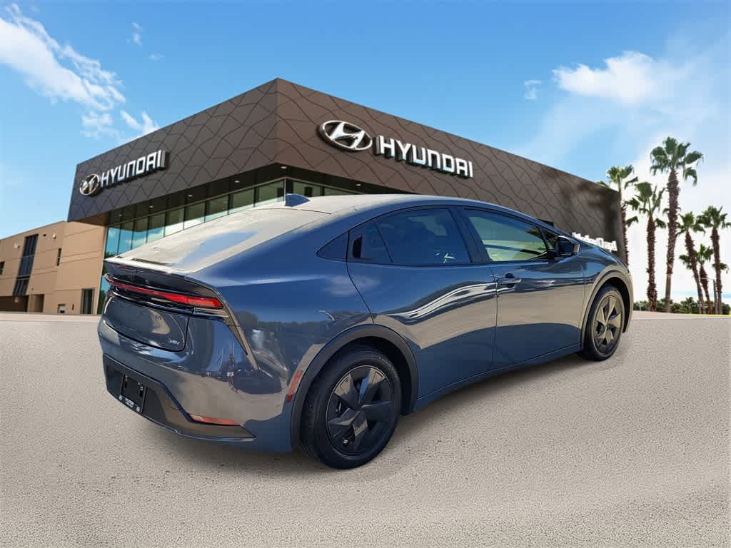 Thumbnail: 2024 Toyota Prius - 3