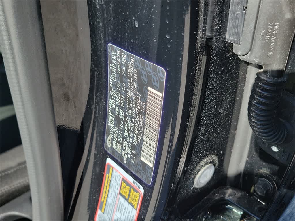 Thumbnail: 2024 Hyundai Elantra - 17