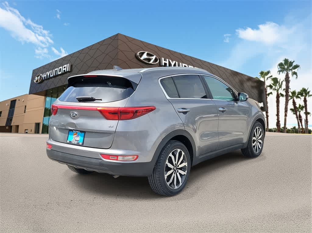 Thumbnail: 2018 Kia Sportage - 3
