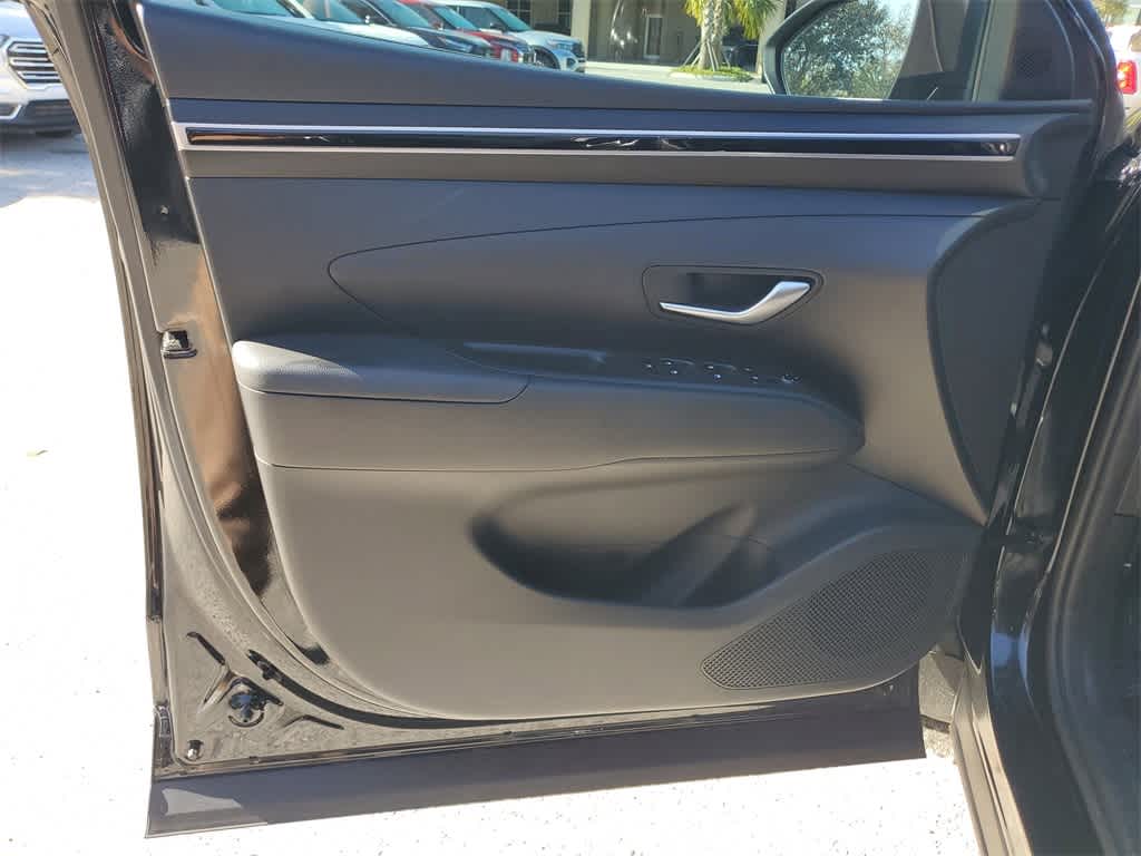 Thumbnail: 2024 Hyundai Santa Cruz - 15