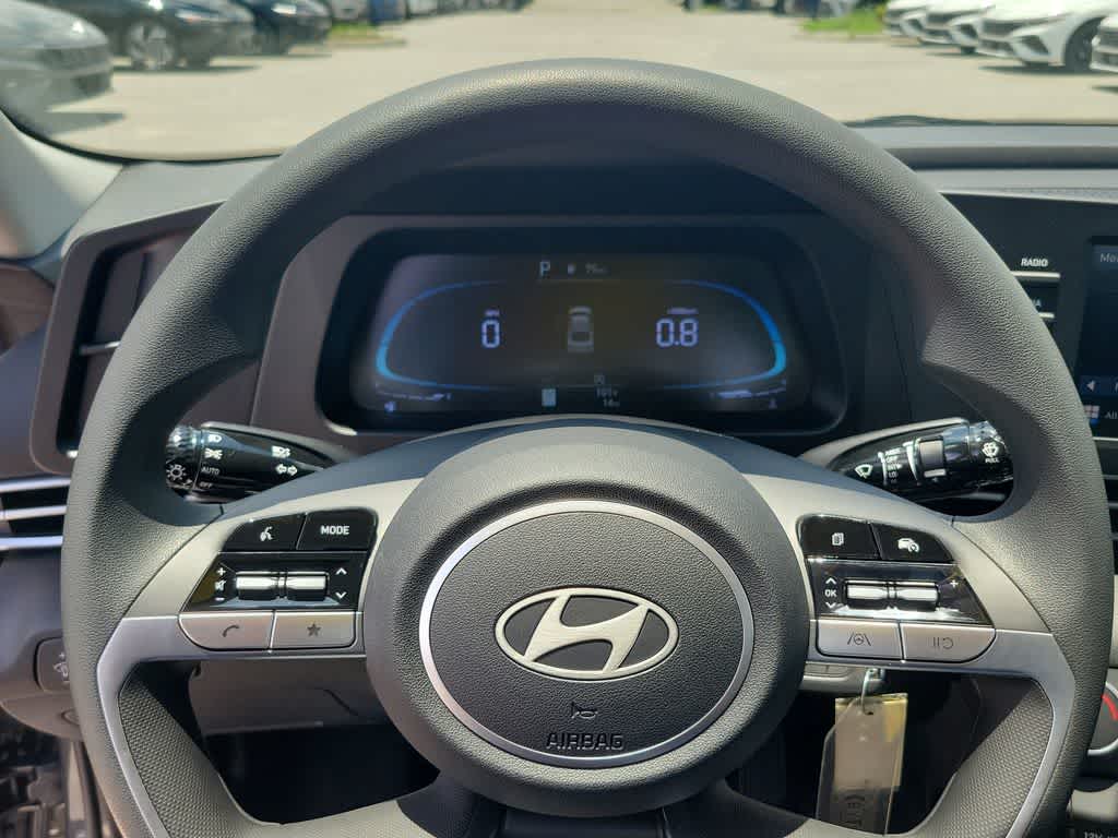 Thumbnail: 2026 Hyundai Elantra - 18