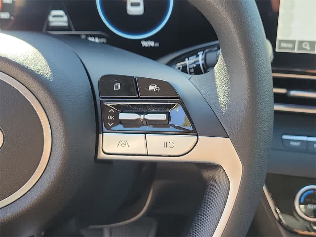 Thumbnail: 2024 Hyundai Elantra - 24