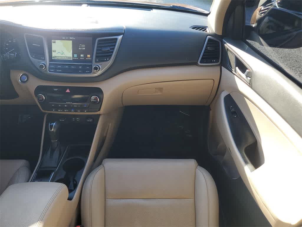 Thumbnail: 2017 Hyundai Tucson - 13