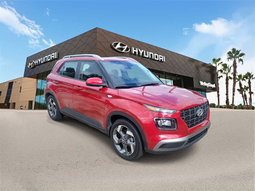 Thumbnail: 2022 Hyundai Venue - 4