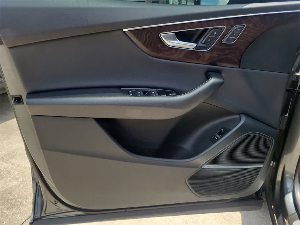 2019 Audi Q8 Premium Plus 21