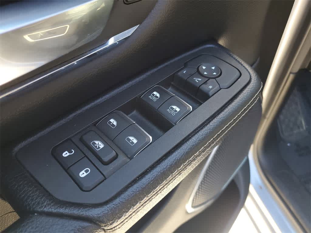 Thumbnail: 2025 RAM 1500 - 19