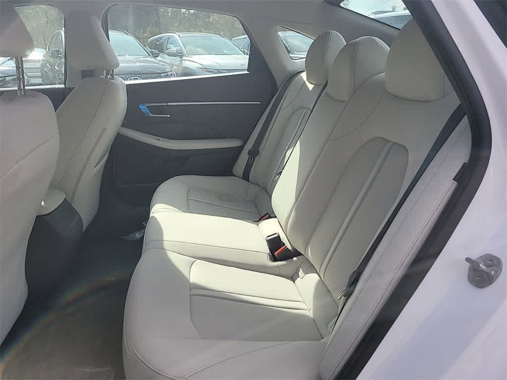 2025 Hyundai Sonata SE 7