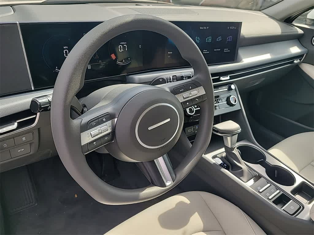 2025 Hyundai Sonata SE 28