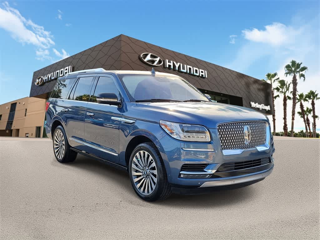 Thumbnail: 2019 Lincoln Navigator - 4