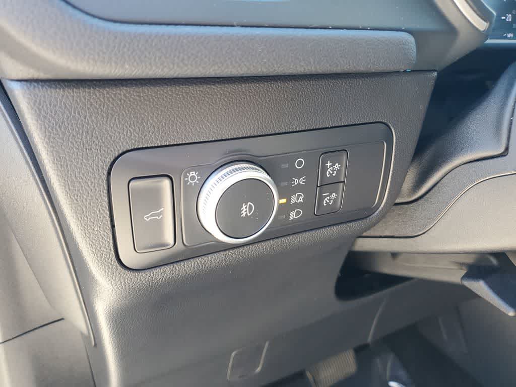 Thumbnail: 2020 Ford Escape - 20