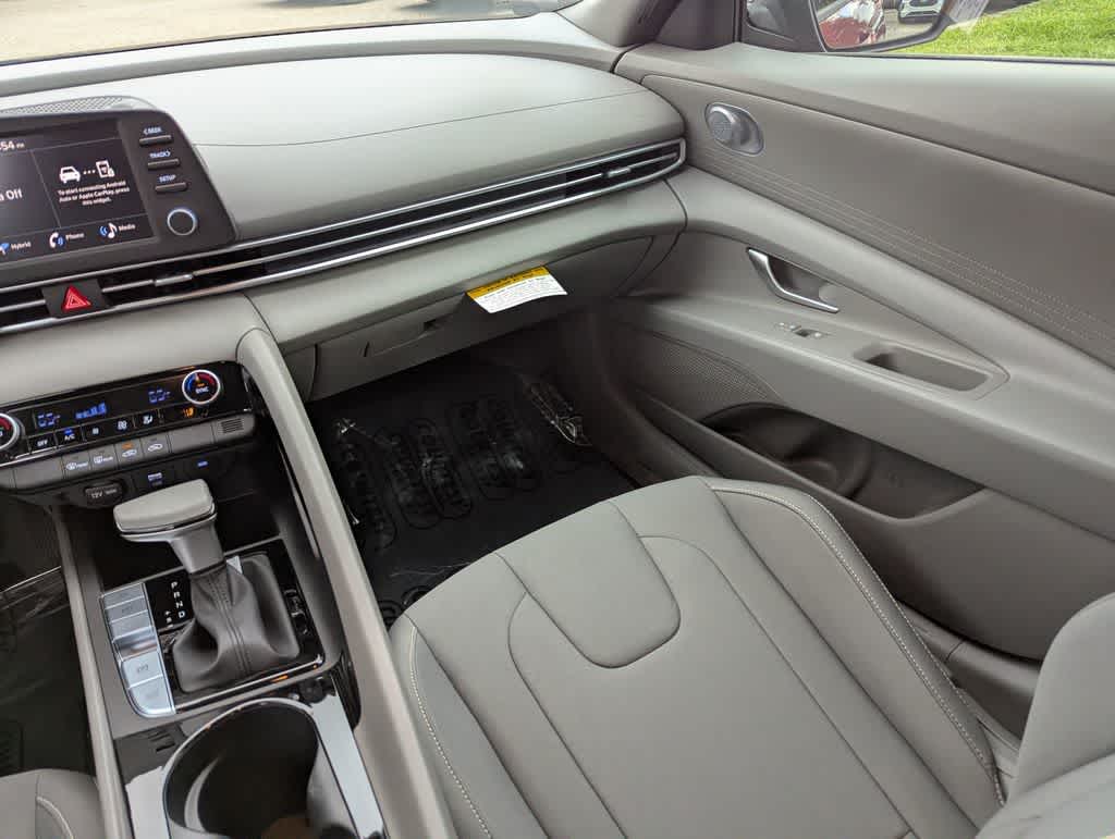 Thumbnail: 2026 Hyundai Elantra - 18