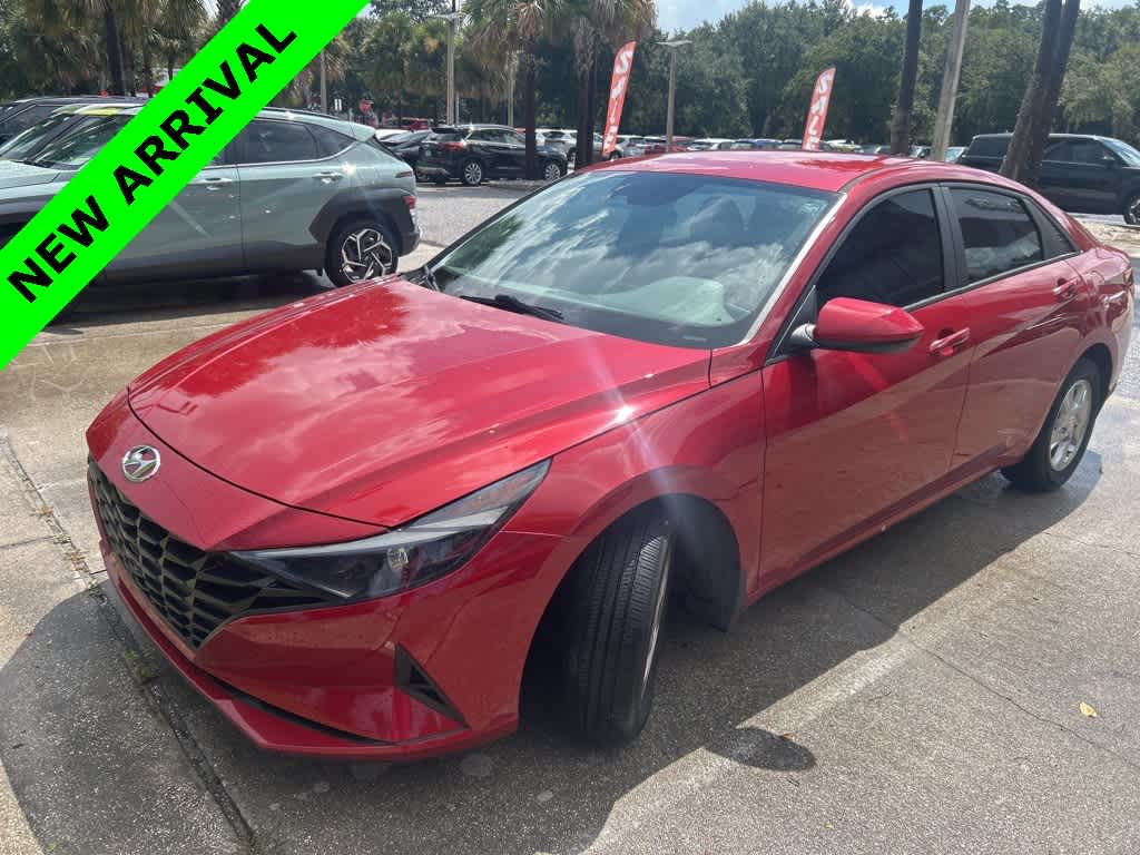 Thumbnail: 2022 Hyundai Elantra - 1