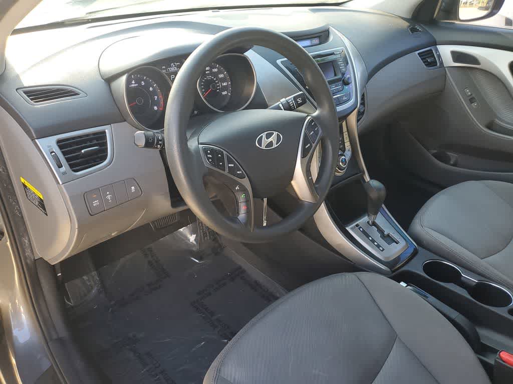 Thumbnail: 2013 Hyundai Elantra - 21