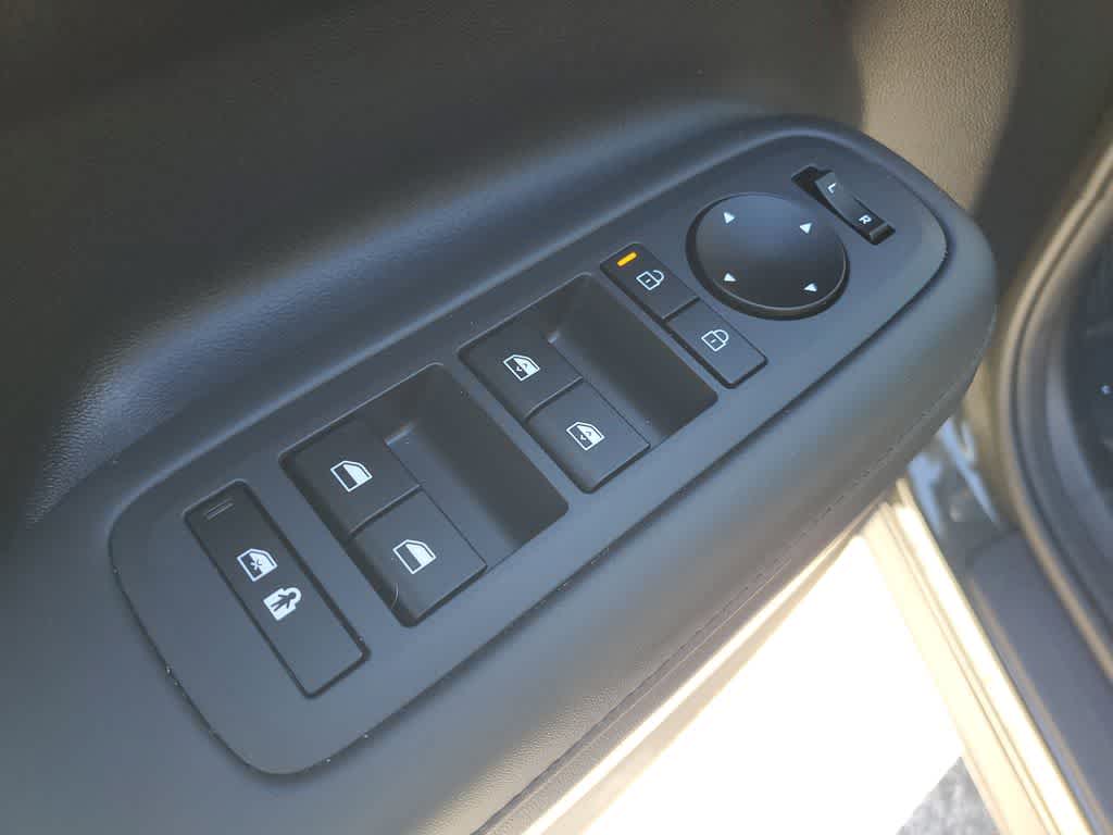 Thumbnail: 2025 Hyundai Santa Fe - 17